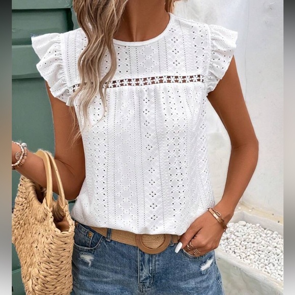 Delilah Wear Tops - New White Eyelet Lace short sleeve Top